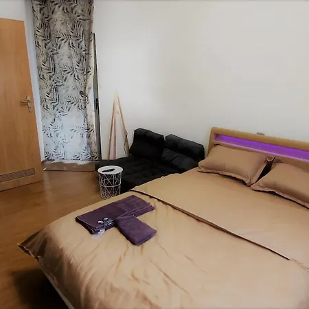 Apartment View Luxury Palace Bucharest